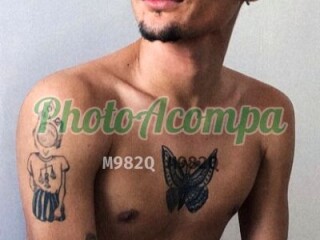 Thiago Campos 41 988789083 sou tatuado verstil disponvel tenho 19cm 