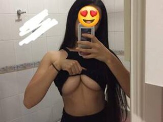 Hermosa super caliente con perrito jugueton y mojaditoact en Acatzingo Puebla 2214040775