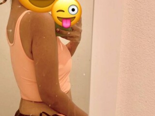 Quiero tenerte entre mis piernas y que sientas mi calor en Puerto Vallarta Jalisco 3221257607