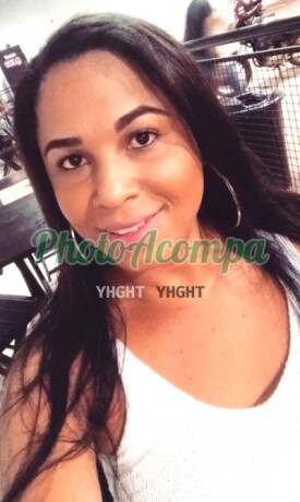 patricia-souza-trans-safada-com-local-deliciosa-e-liberal-big-1