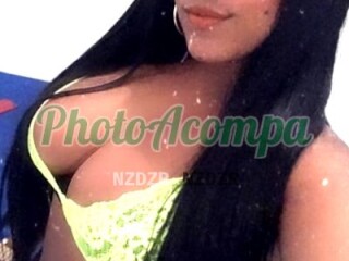 Rbia mulata espetacular escort e massagista e com local 