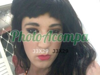 Carla travesti gostosa com local atendo sozinha 