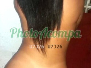 Pyetra Santana uma linda japa disponvel com local discreto 