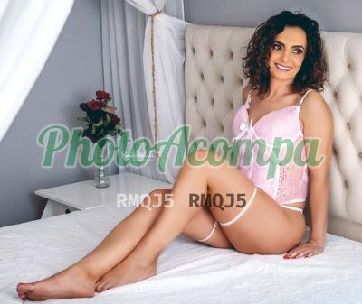 carol-rodrigues-morena-experimente-e-carinhosa-da-pele-macia-big-1