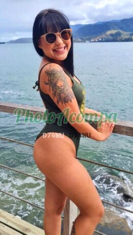 maya-sua-namoradinha-morena-louquinha-para-marcar-um-encontro-big-0