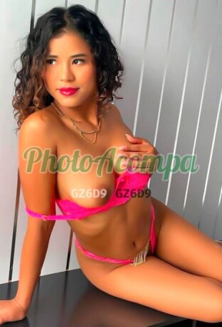 elo-albuquerque-ninfeta-linda-e-gostosa-com-deliciosos-seios-firmes-big-0