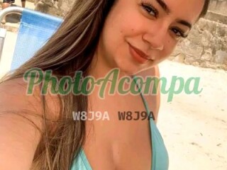 Nathasha gatinha sexy a encantadora de homens venham provar 