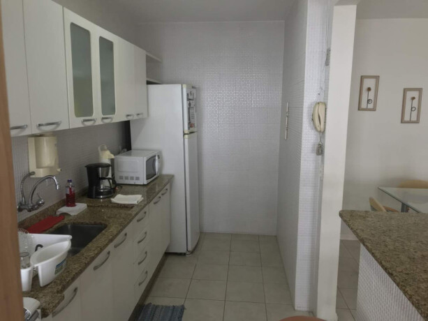 apartamento-de-temporada-em-balneario-camboriu-balneario-camboriu-santa-catarina-apto-200-metros-da-praia-em-baln-camboriu-centro-big-0