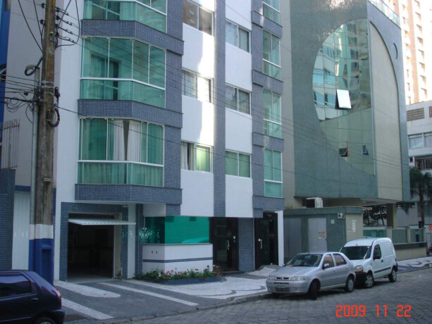 apartamento-de-temporada-em-centro-balneario-camboriu-santa-catarina-dois-dormitorios-sendo-uma-suite-menos-de-100-metros-da-praia-central-de-bal-camboriu-big-3