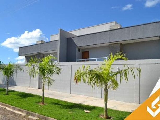 casa-de-temporada-em-caldas-novas-caldas-novas-goias-magnifico-sobrado-c-8-suites-e-piscina-quente-hibrida-chidromassagem-ideal-para-grupos-maiores-big-1