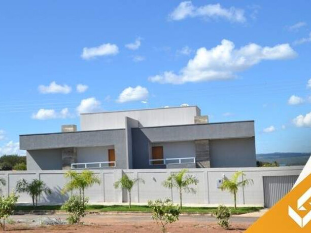 casa-de-temporada-em-caldas-novas-caldas-novas-goias-magnifico-sobrado-c-8-suites-e-piscina-quente-hibrida-chidromassagem-ideal-para-grupos-maiores-big-2