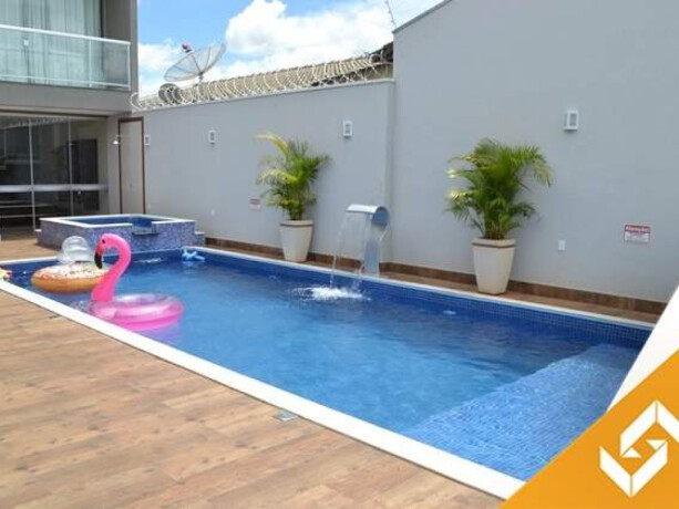 casa-de-temporada-em-itaguai-2-caldas-novas-goias-maravilhoso-sobrado-com-3-suites-piscina-ofuro-e-uma-otima-localizacao-big-1