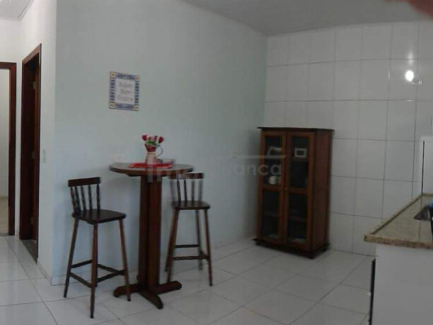 apartamento-de-temporada-em-campos-do-jordao-campos-do-jordao-sao-paulo-kitnet-em-campos-do-jordao-big-3