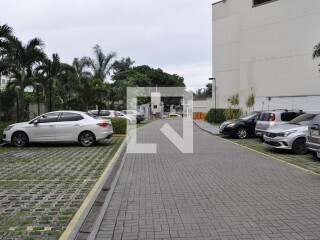 Condomnio em Estrada Adhemar Bebiano 251 Del Castilho Rio de Janeiro Alugue ou Compre QuintoAndar