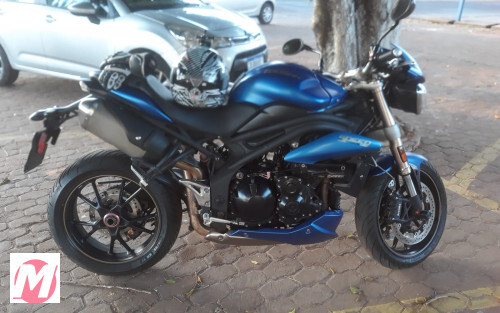 moto-triumph-speed-triple-speed-triple-1050-por-r3750000-em-samambaia-df-big-0