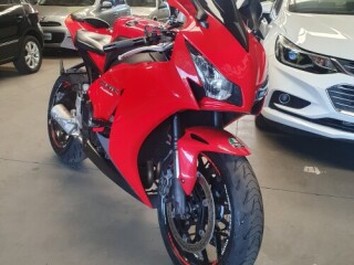 Moto Honda CBR 1000 RR Fireblade CBR 1000 RR Fireblade por R5490000 em LENIS PAULISTA SP