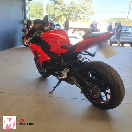 moto-honda-cbr-1000-rr-fireblade-cbr-1000-rr-fireblade-por-r5490000-em-lenis-paulista-sp-big-3