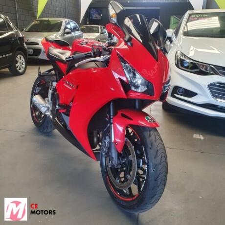 moto-honda-cbr-1000-rr-fireblade-cbr-1000-rr-fireblade-por-r5490000-em-lenis-paulista-sp-big-0