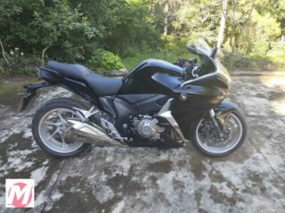 Moto Honda VRF 1200 VRF 1200F por R5000000 em CAMPINAS SP