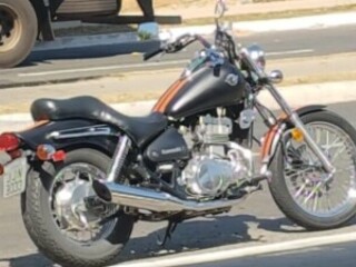 Moto Kawasaki Vulcan 500 Vulcan EN 500cc por R1500000 em GOINIA GO