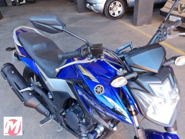 moto-yamaha-fazer-250-ie-fazer-250-ie-ltdedition-por-r1630000-em-passos-mg-big-1