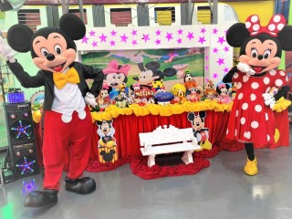 Mickey e Minnie personagens vivos cosplay cover Mooca Servicos para festas infantis e eventos no 319838967 