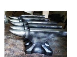 Escultura em isopor de bigorna whatsapp 11 969925335 Lia Sade Servicos para festas infantis e eventos no 328989988 