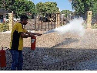 Formaco de brigada de incndio para colgios e escolas Maringa PR cursos tcnicos enfermagem esttica profissionalizantes 329301258 