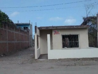 Terreno colonia burocrata de 10 x 28 a 1 calle de avenida en Mazatlán | Clasf imagen-y-sonido